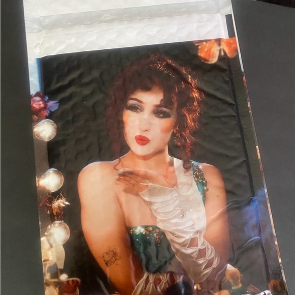 CHAPPELL ROAN PINK PONY
CLUB PROMO SET MINT !! - Picture 8 of 8